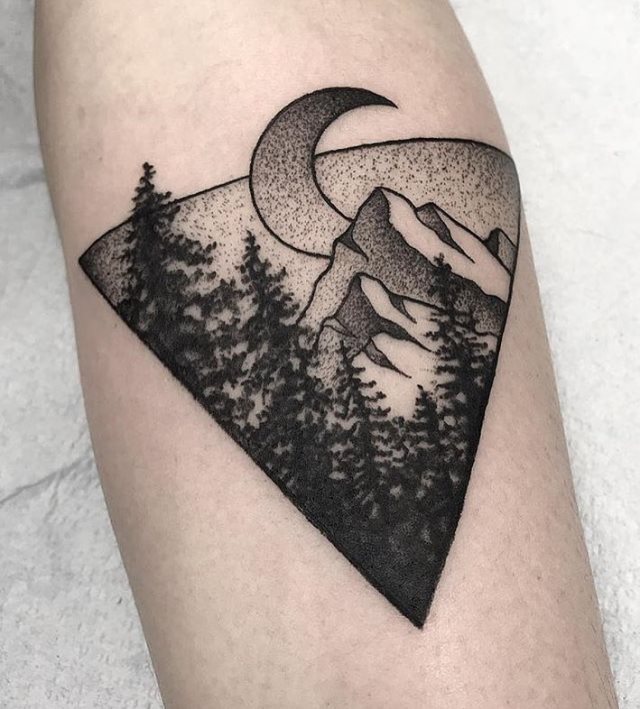 tattoo femenino con un arbol 80