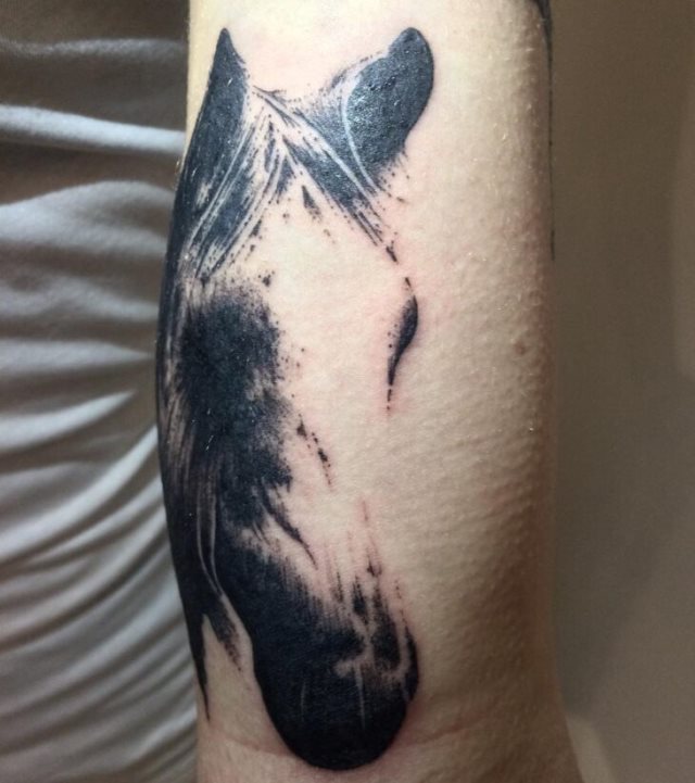 tattoo femenino con un caballo 01