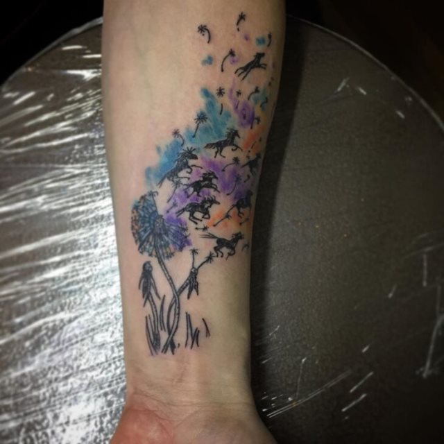 tattoo femenino con un caballo 04