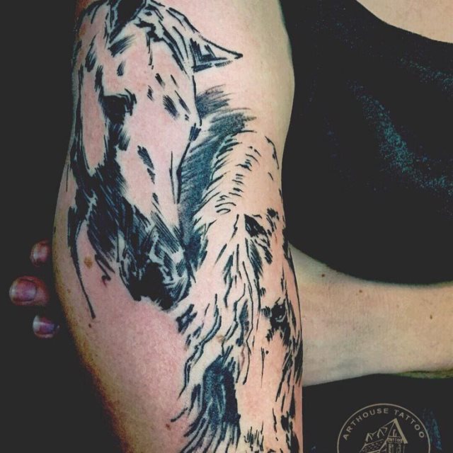tattoo femenino con un caballo 69