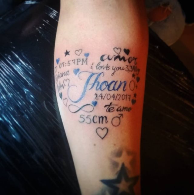 tattoo femenino con un corazon 30