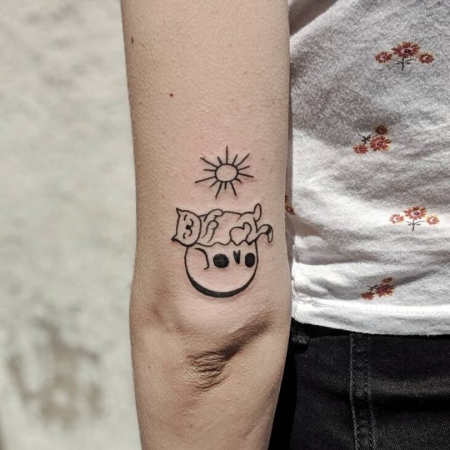 tattoo femenino con un gato 14
