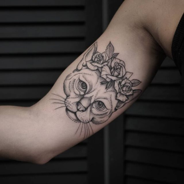 tattoo femenino con un gato 15