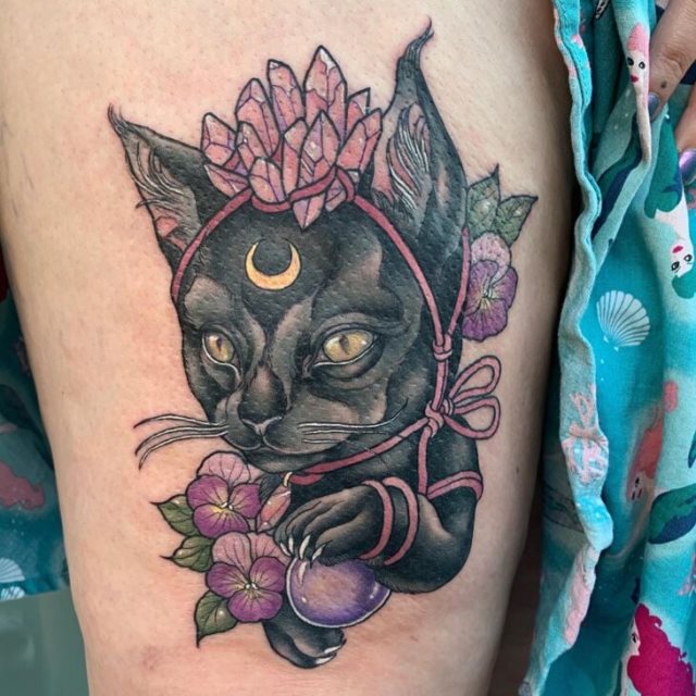 tattoo femenino con un gato 16