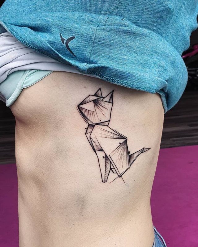 tattoo femenino con un gato 45