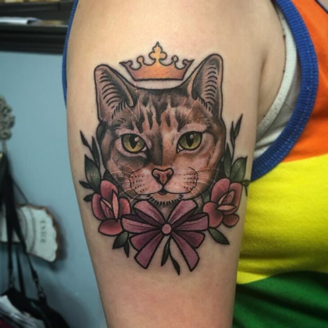 tattoo femenino con un gato 66
