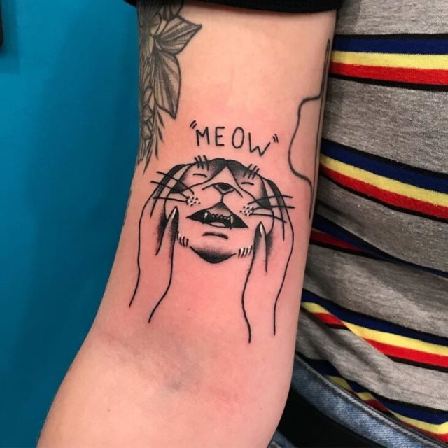 tattoo femenino con un gato 67