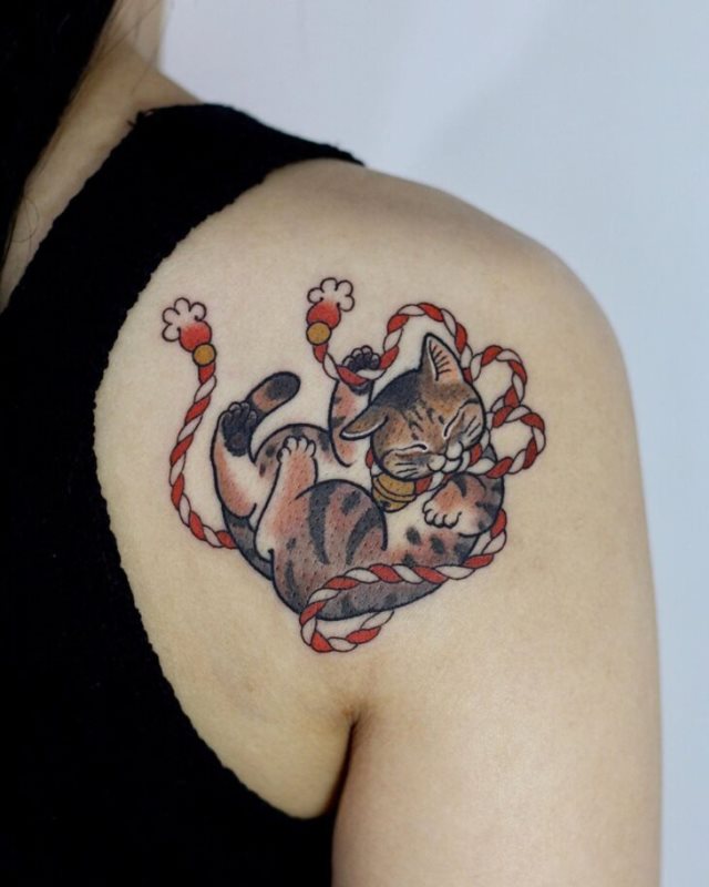 tattoo femenino con un gato 68