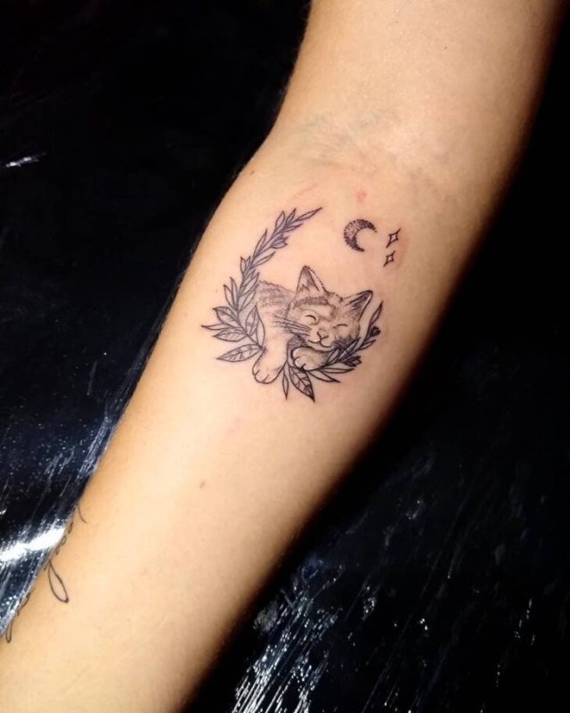 tattoo femenino con un gato 71