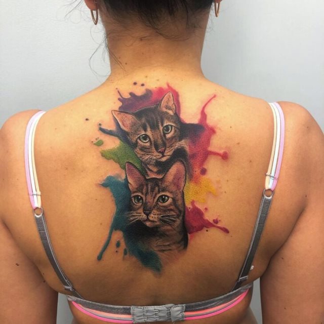 tattoo femenino con un gato 84