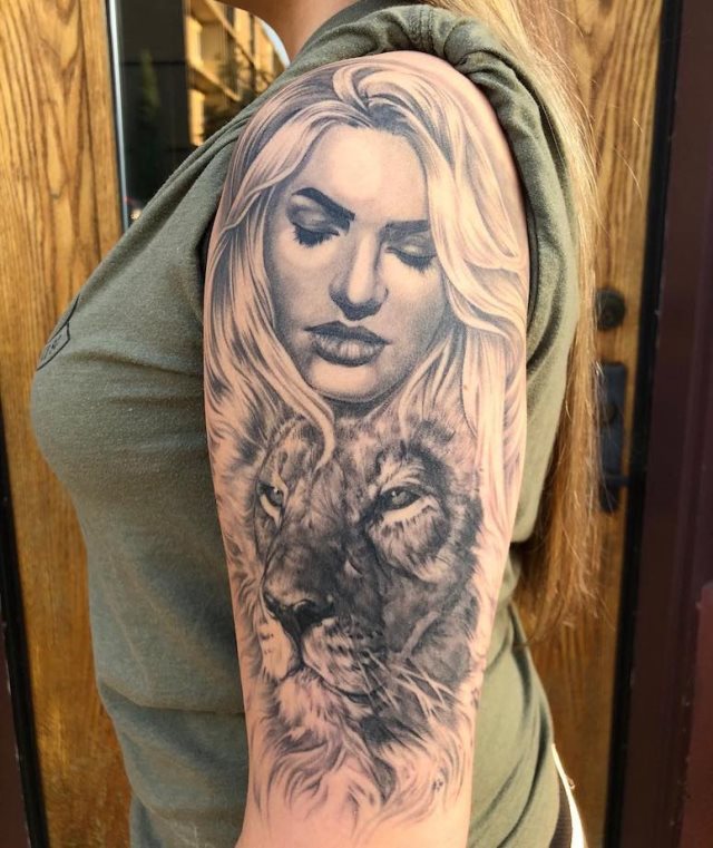 tattoo femenino con un leon 62