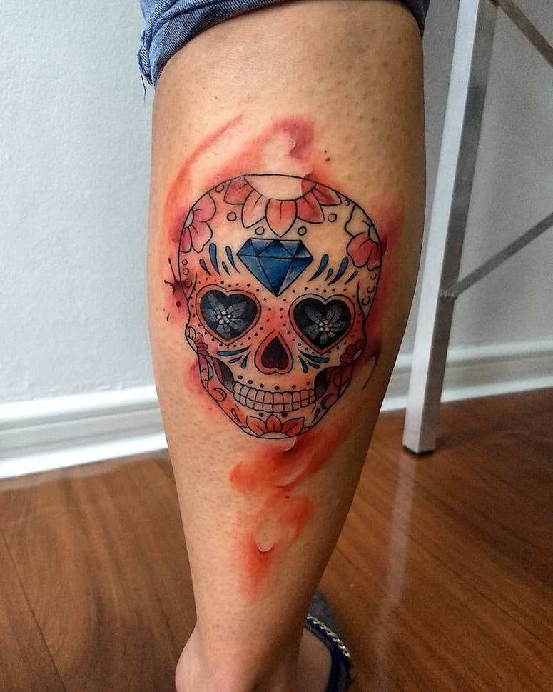 tattoo femenino con una calavera mexicana 12
