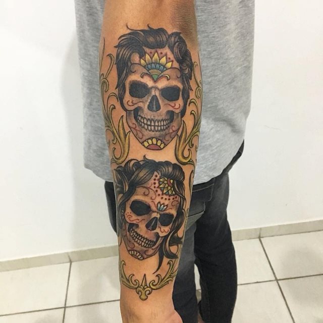 tattoo femenino con una calavera mexicana 34