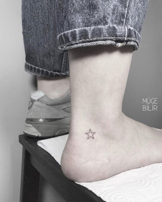 tattoo femenino con una estrella 12