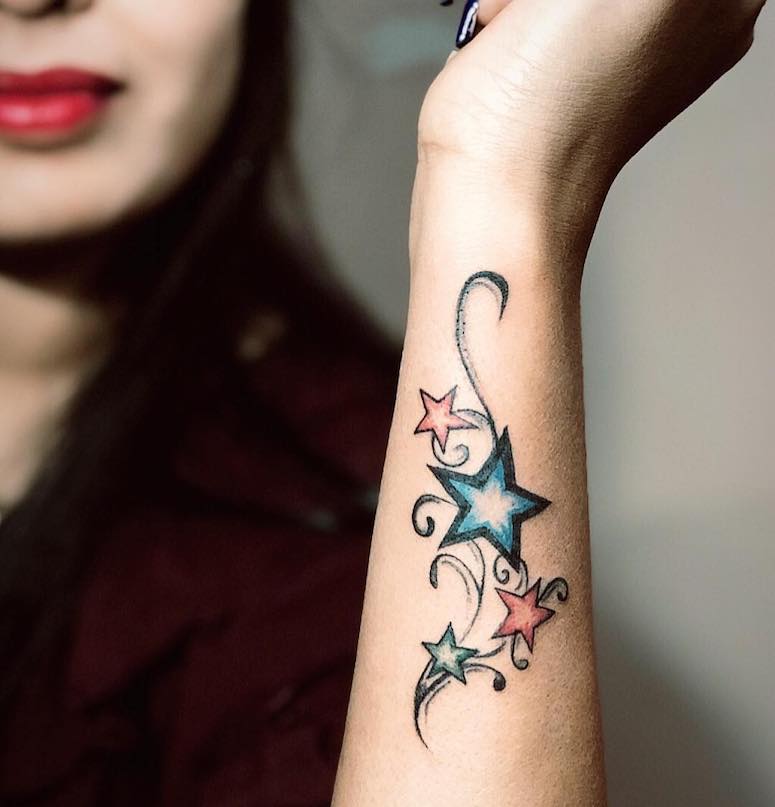 tattoo femenino con una estrella 13