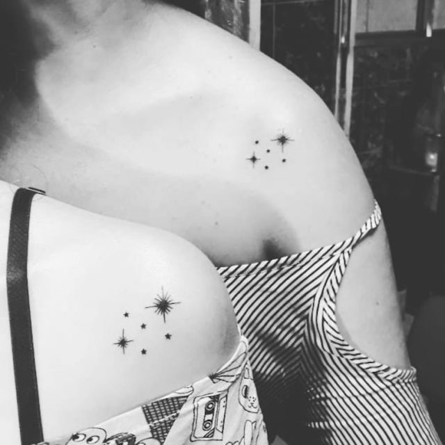tattoo femenino con una estrella 59