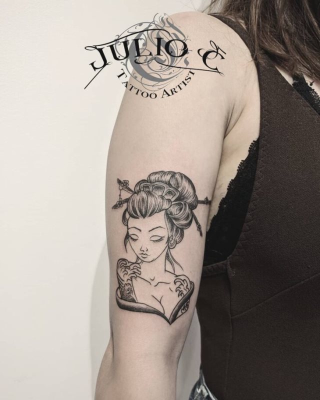 tattoo femenino con una geisha 39