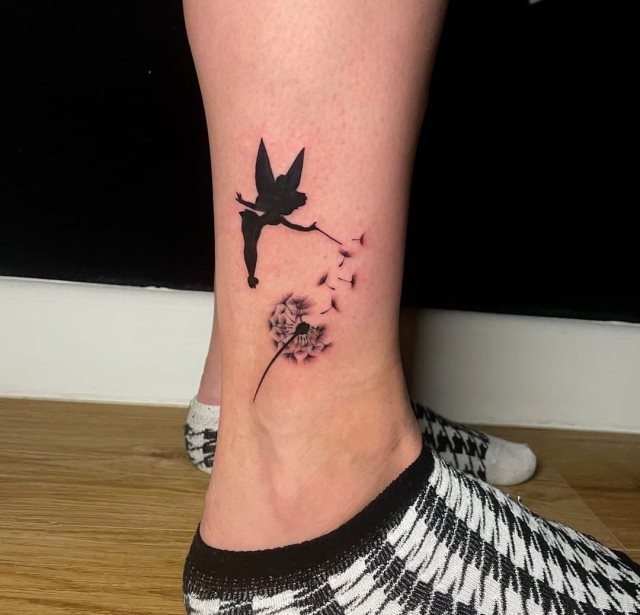 tattoo femenino con una hada 02