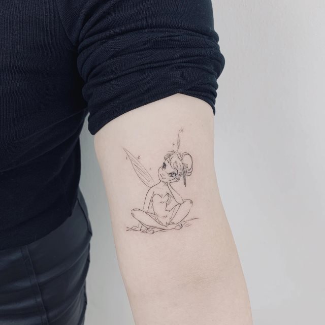 tattoo femenino con una hada 56