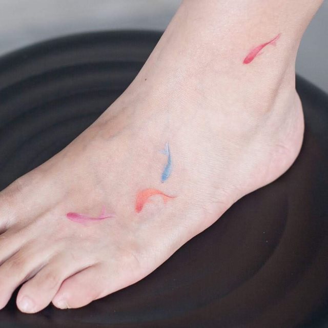 tattoo femenino de carpa 22