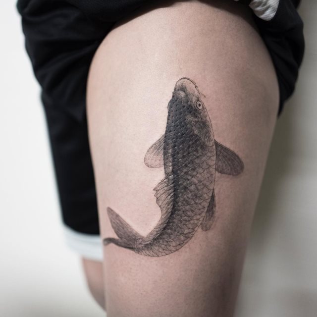 tattoo femenino de carpa 28