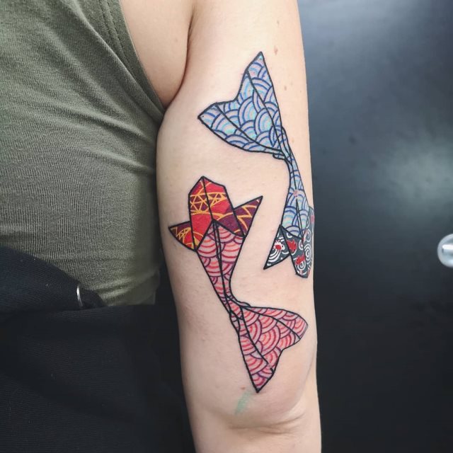 tattoo femenino de carpa 49