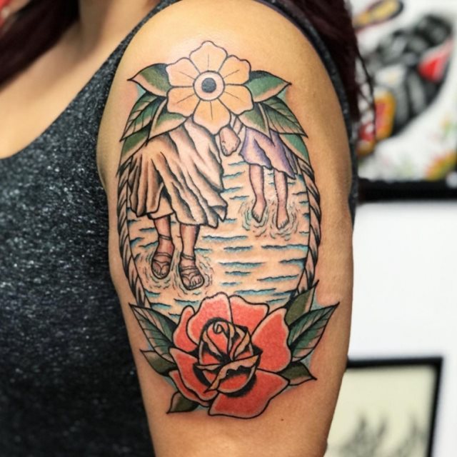 tattoo femenino de jesucristo 24