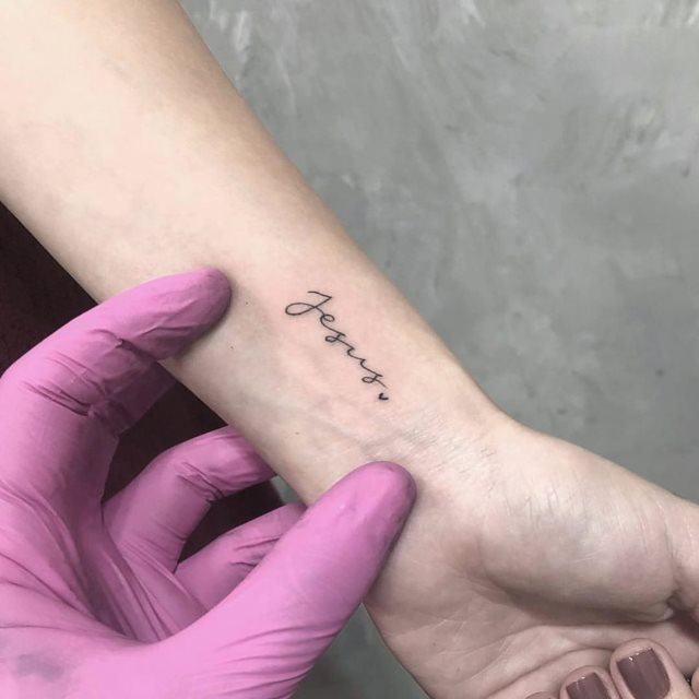 tattoo femenino de jesucristo 31