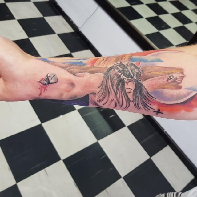 tattoo femenino de jesucristo 34