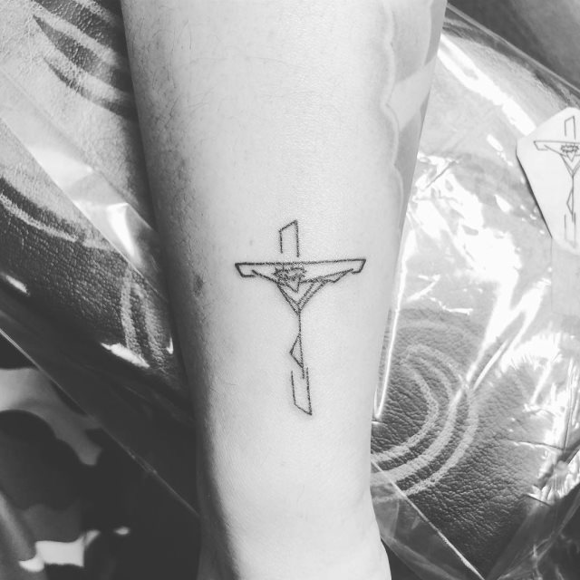 tattoo femenino de jesucristo 38