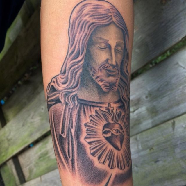 tattoo femenino de jesucristo 42