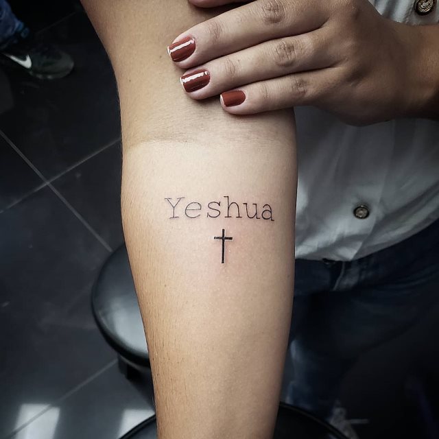 tattoo femenino de jesucristo 48
