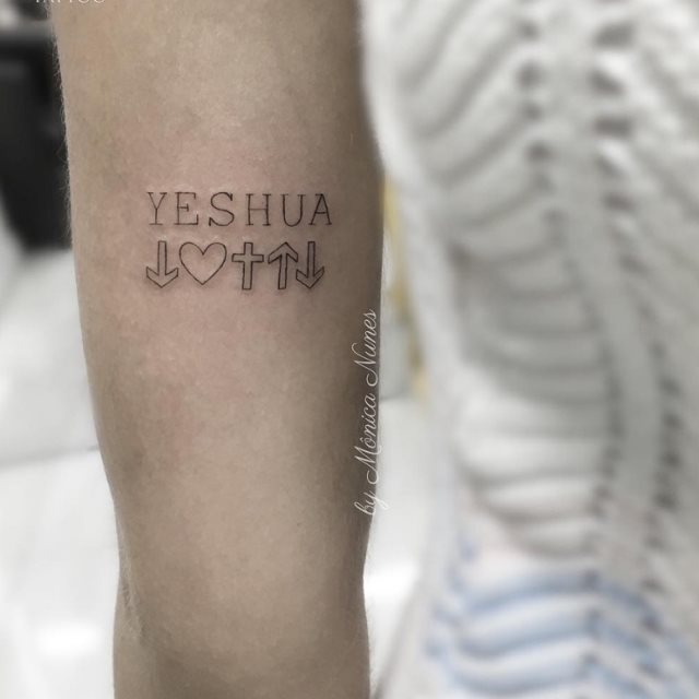 tattoo femenino de jesucristo 49