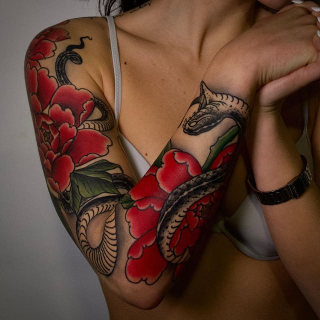tattoo femenino de manga 31
