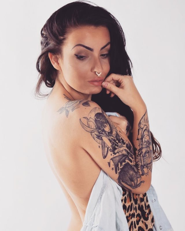 tattoo femenino de manga 49