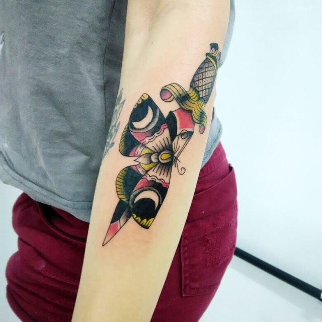 tattoo femenino de mariposa 05