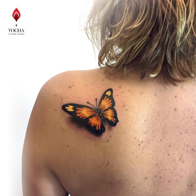 tattoo femenino de mariposa 128