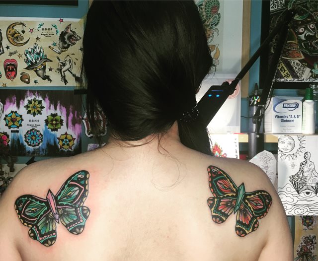 tattoo femenino de mariposa 130