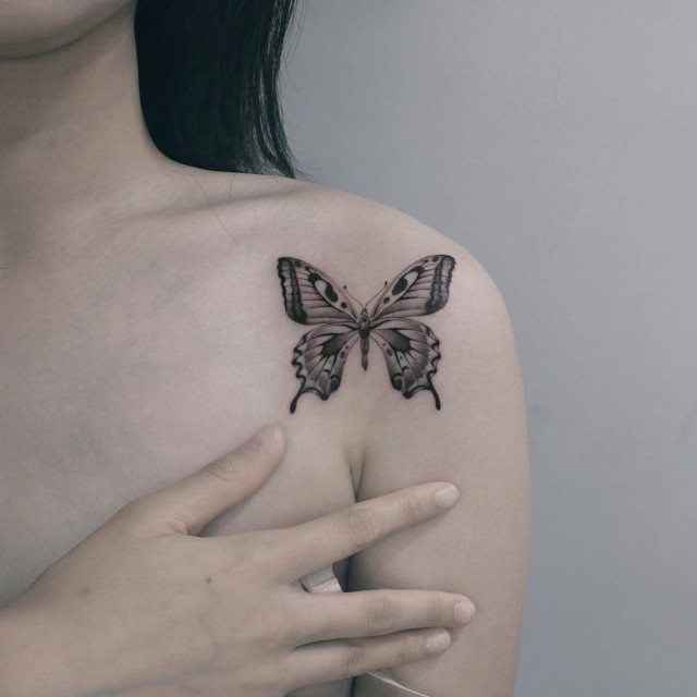 tattoo femenino de mariposa 134
