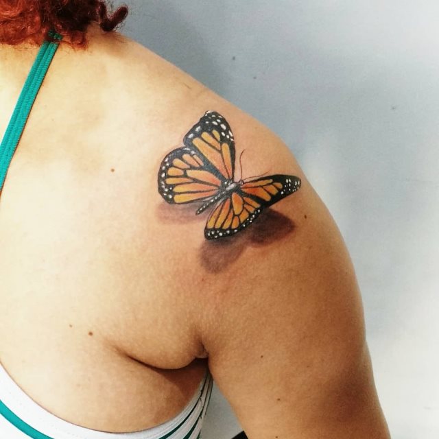 tattoo femenino de mariposa 135