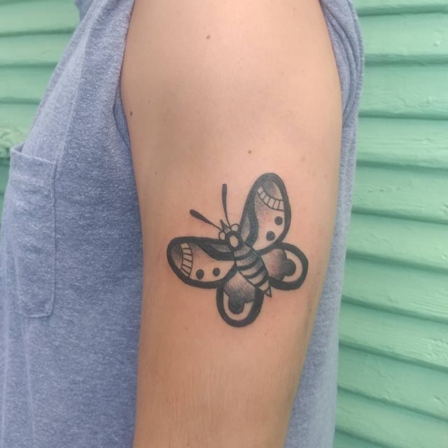 tattoo femenino de mariposa 199