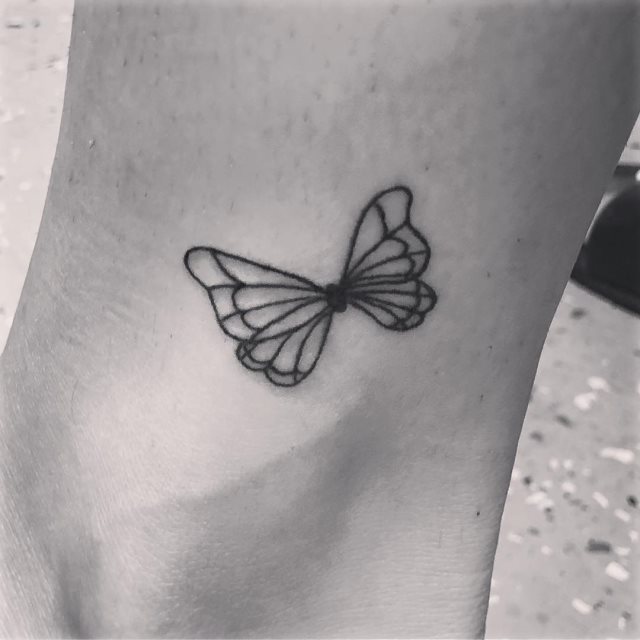 tattoo femenino de mariposa 25