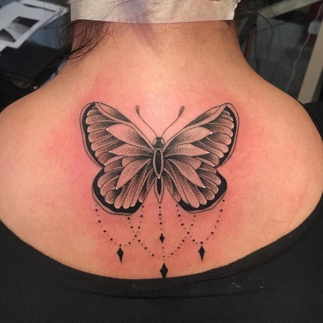 tattoo femenino de mariposa 33