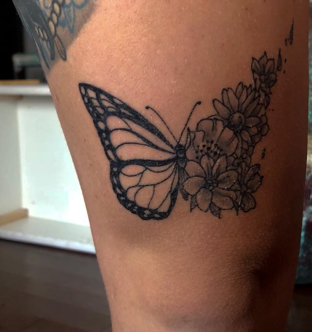 tattoo femenino de mariposa 52