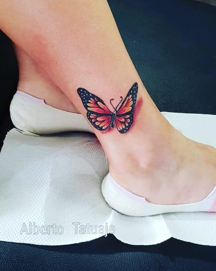 tattoo femenino de mariposa 65