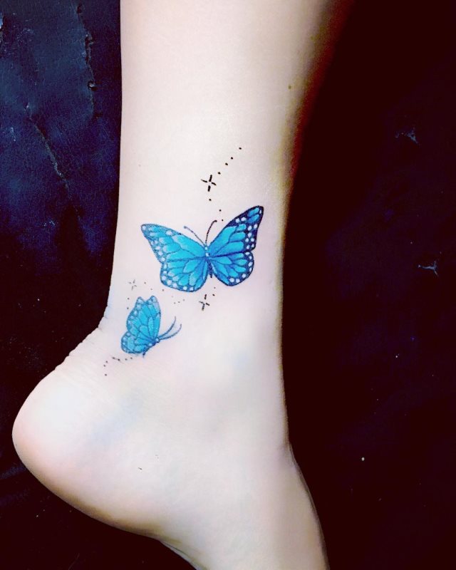tattoo femenino de mariposa 77