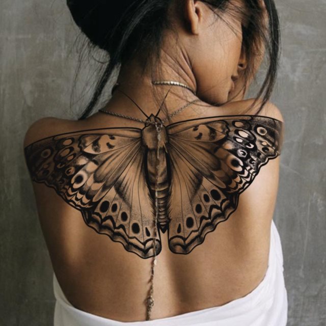 tattoo femenino de mariposa 93