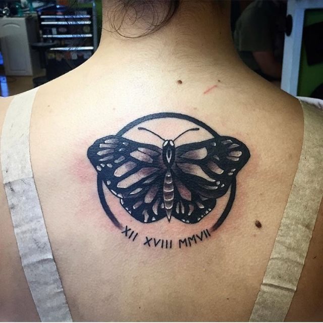 tattoo femenino de mariposa 96