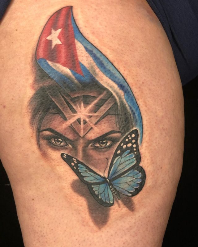 tattoo femenino de mariposa en 3d 03