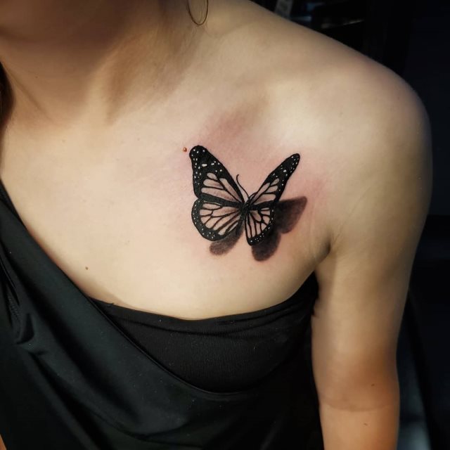 tattoo femenino de mariposa en 3d 07